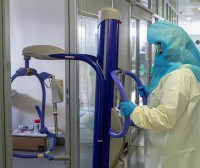 350.000 heriotza eta 5,59 milioi kasu zenbatu dira munduan