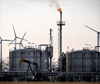 El G7 acuerda limitar el precio del petróleo ruso