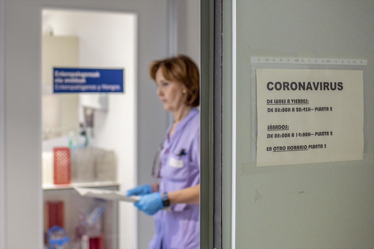 Laboratorio del Hospital de Basurto. Foto: EFE