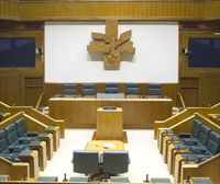 Hautetsiak gaur hasiko dira legebiltzarkide aktak jasotzen Eusko Legebiltzarrean