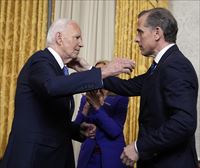 Joe Biden indulta a su hijo Hunter, declarado culpable por posesión ilegal de armas