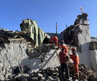Los equipos de rescate buscan supervivientes en el Tíbet mientras continúan las réplicas por el terremoto