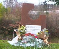 Acto en Zaldibar en memoria de Joaquín y Alberto, fallecidos hace cinco años en el derrumbe del vertedero