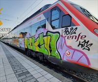Lau grafitigile atxilotu dituzte Nafarroan, Renfeko trenetan pintadak egiteagatik