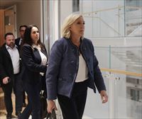 Marine Le Pen abandona el juzgado antes de que se anunciaran los detalles de su condena
