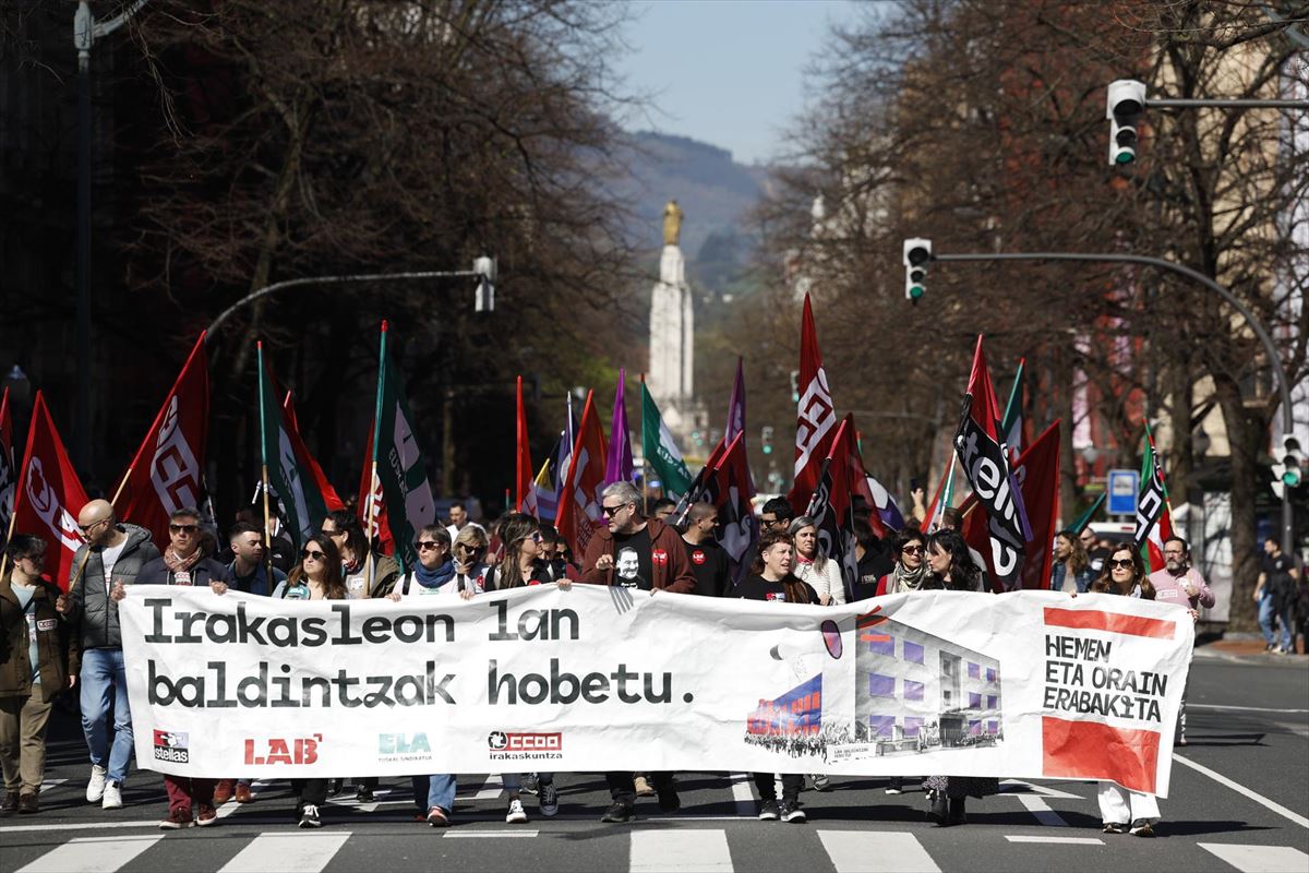 Movilización de trabajadores del sistema educativo. Foto: EFE