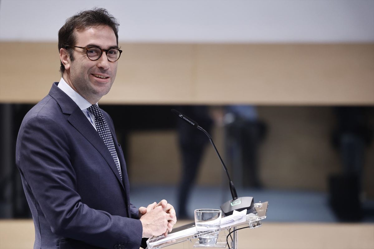Carlos Cuerpo Ekonomia, Merkataritza eta Enpresa ministroa. Argazkia: EFE