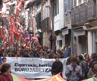 EH Bai celebra el Aberri Eguna en Donibane Garazi