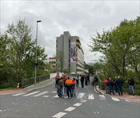 Sin acuerdo en la reunión entre la dirección y el comité de empresa de Bridgestone; seguirá la huelga