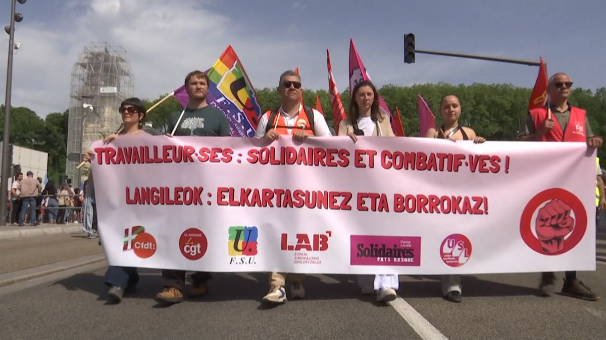 Los sindicatos destacan en Baiona la importancia de defender los derechos sociales frente al capitalismo