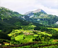 La lluvia amaina y se espera una mañana tranquila para el domingo, excepto en Navarra
